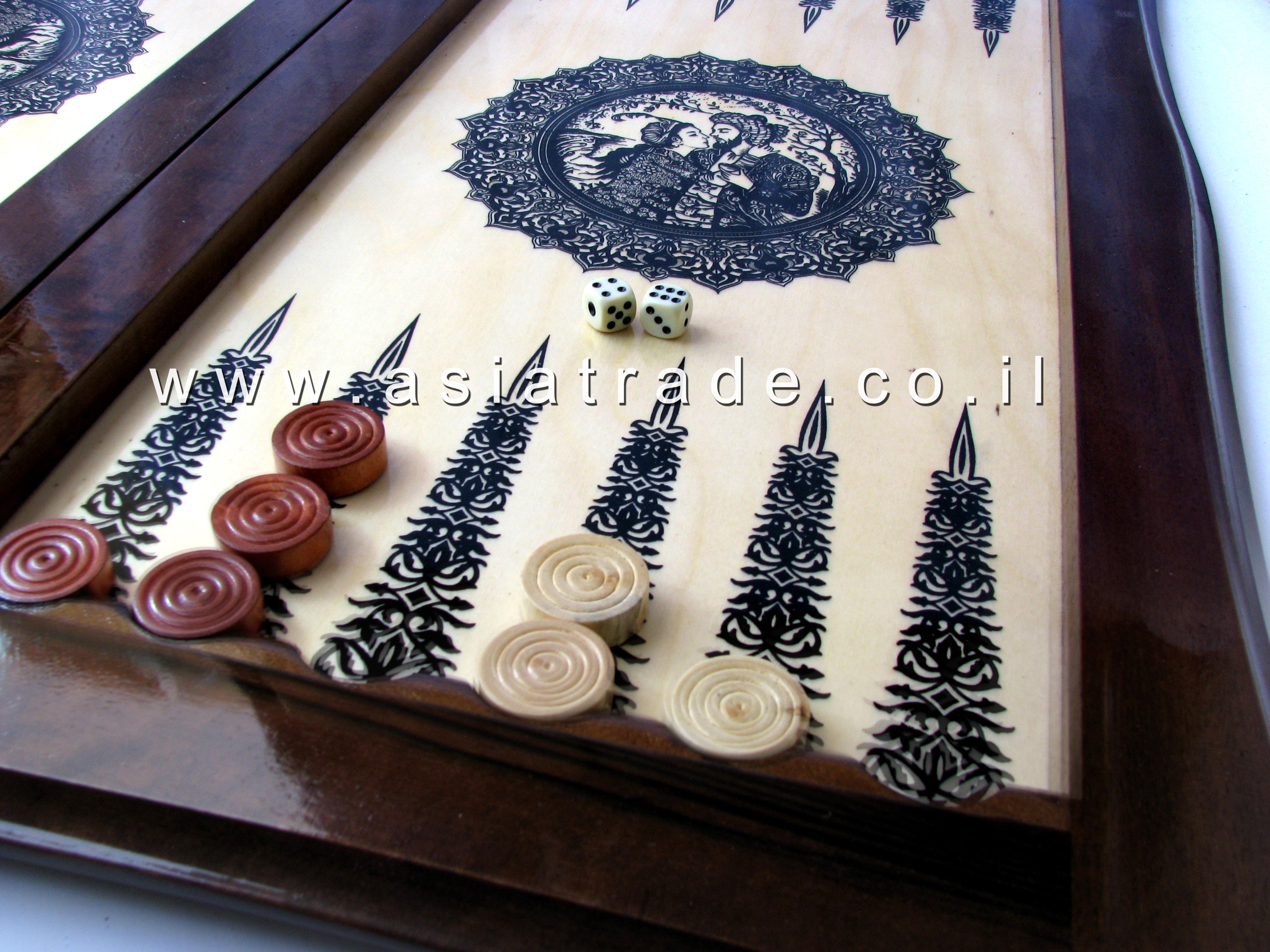 Деревянные нарды со скругленными краями