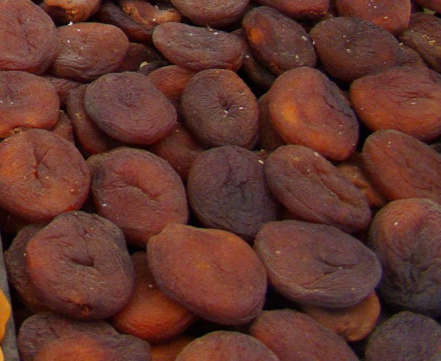 משמש אוזבקי טבעי עם גלעין 1 ק"ג