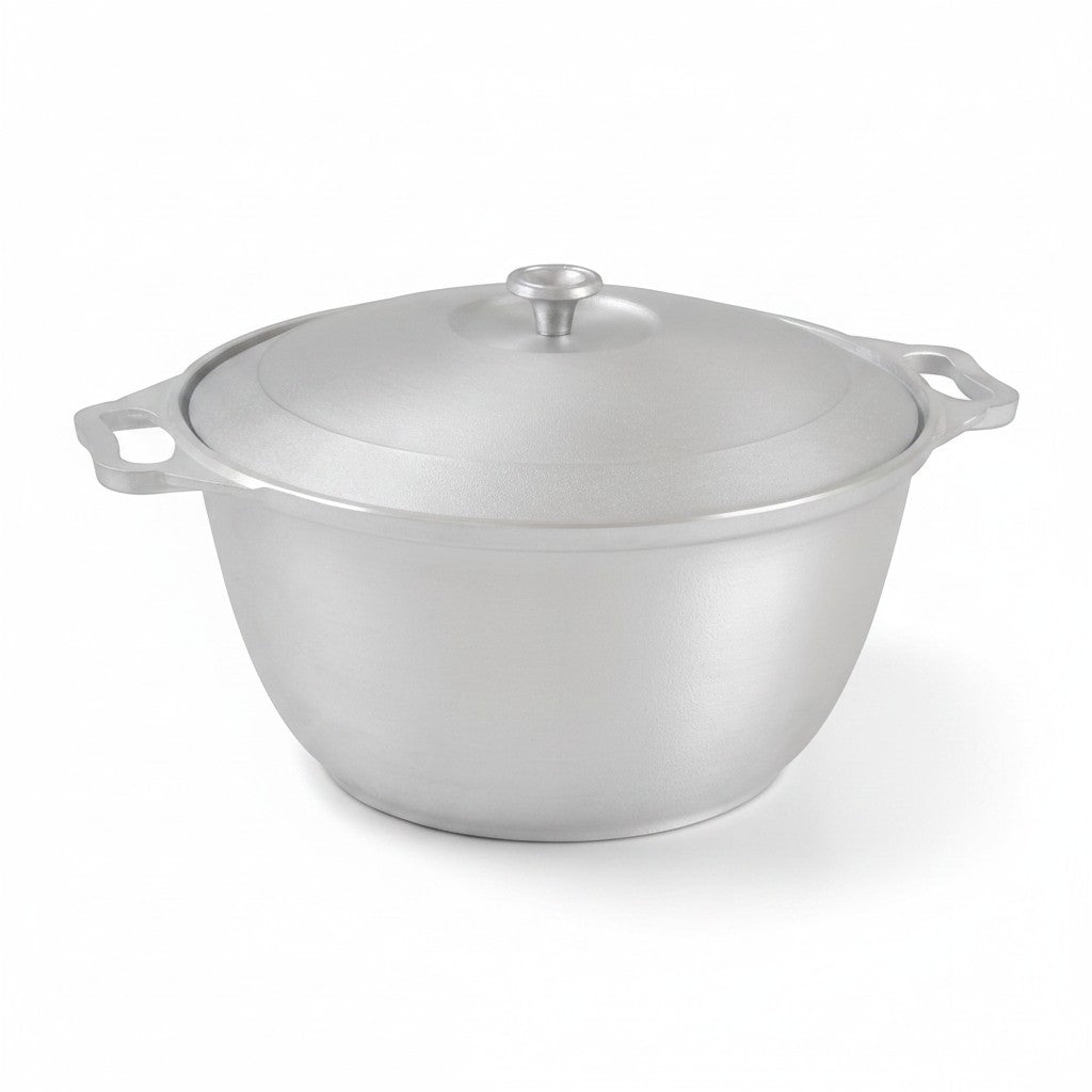 Asia Trade 2-liter cast aluminum cooking pot with lid and integrated handles for even heat distribution