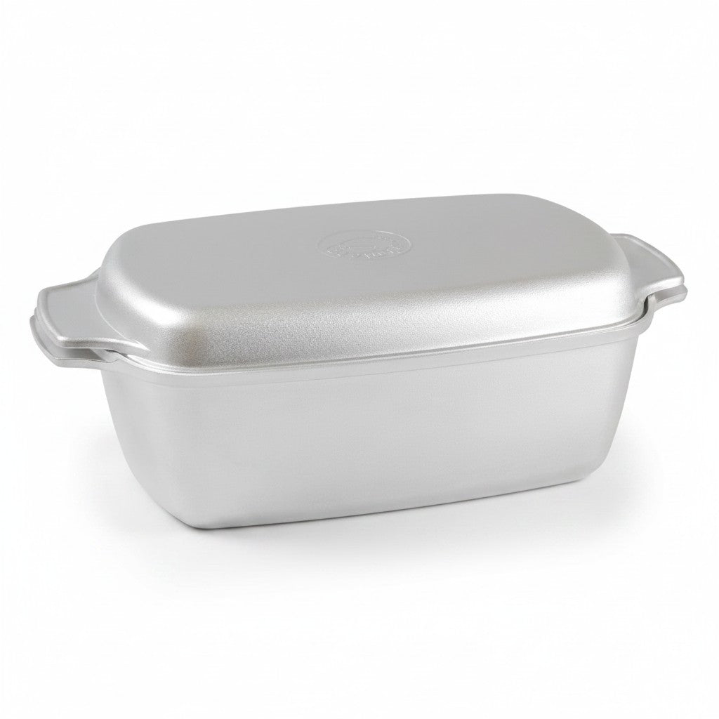 Asia Trade Kukmara 4.5L rectangular cast aluminum roaster pot with lid, suitable for oven and stovetop cooking.