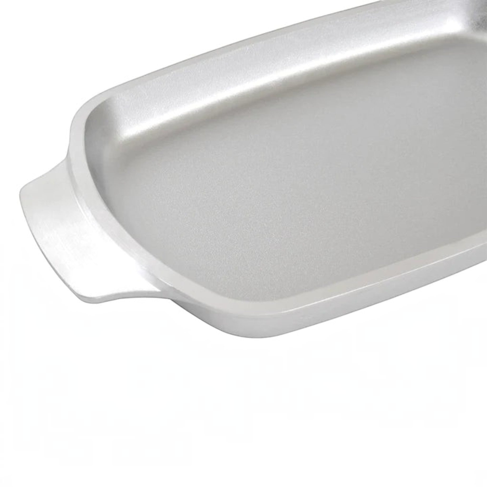 Asia Trade Kukmara 5.5L rectangular cast aluminum roasting pan with integrated handles