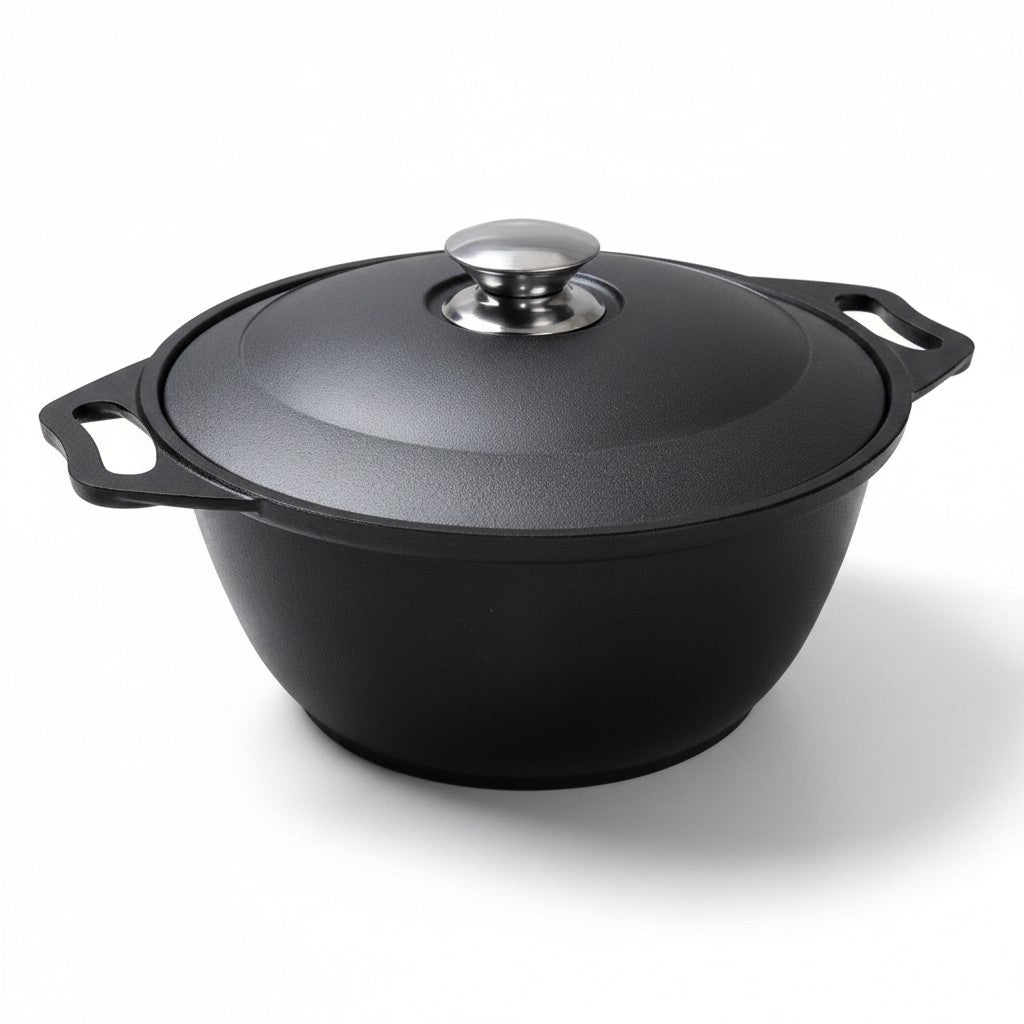 Asia Trade 2-liter non-stick cast aluminum cooking pot with lid in black, featuring a traditional design.